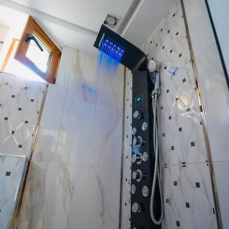 Ar Luxury Vip * רבדה